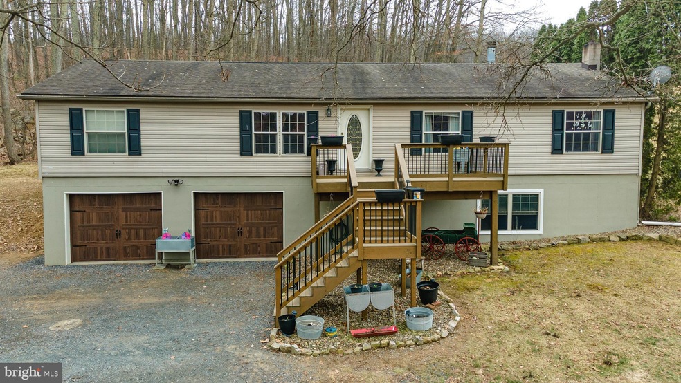 669 Clouser Hollow Rd, New Bloomfield, PA 17068 - photo 1