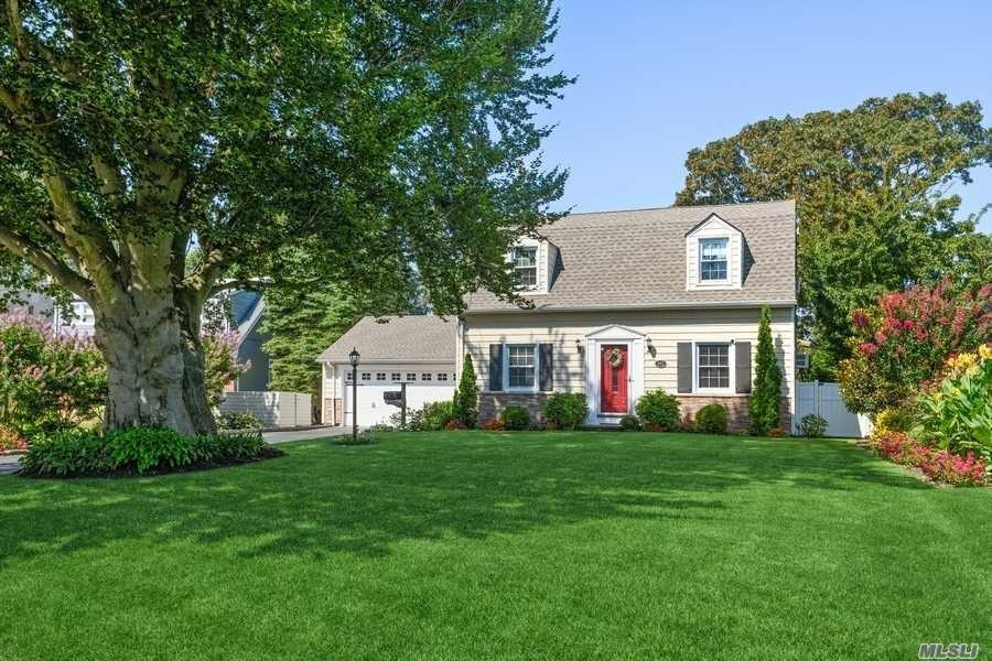 992 Old Britton Rd, North Bellmore, NY 11710 - photo 1