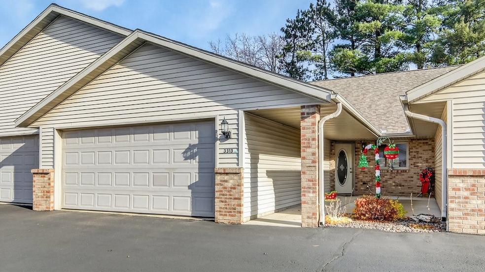 3313 Alf Ct, Eau Claire, WI 54701 - photo 1