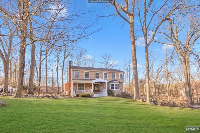 27 Brownstone Way, Upper Saddle River, NJ 07458 - photo 1