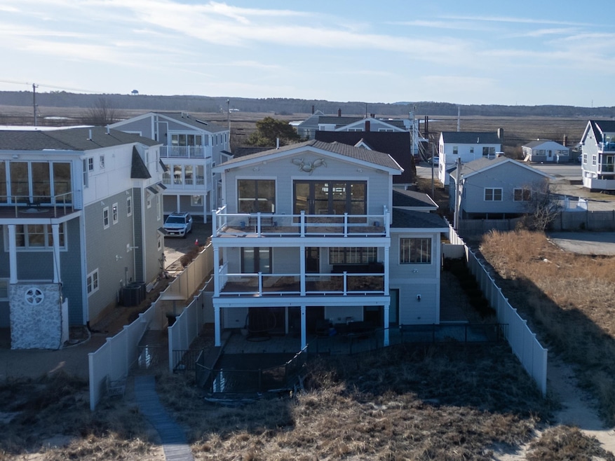 126 Ocean Blvd, Seabrook, NH 03874 - photo 1