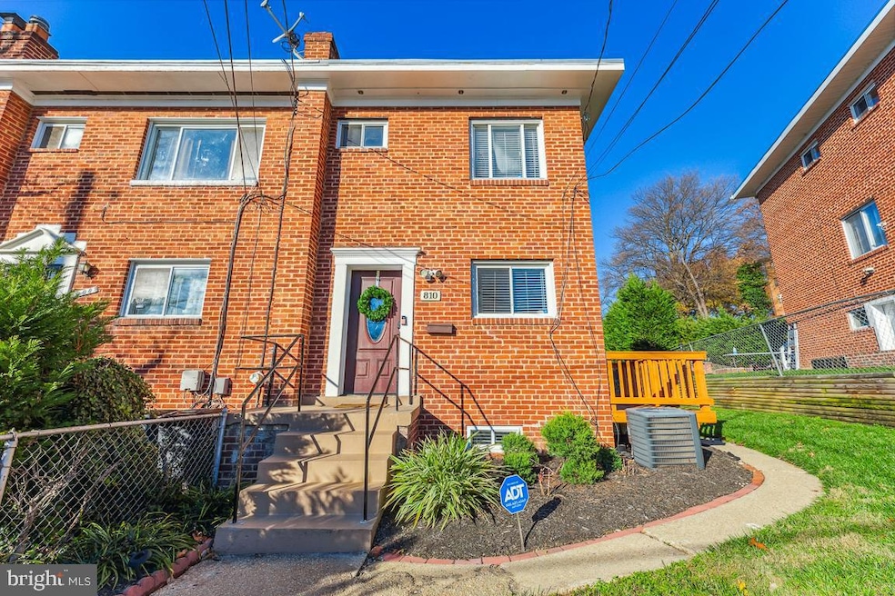 Sold $302,500 • Co-Listing Agent