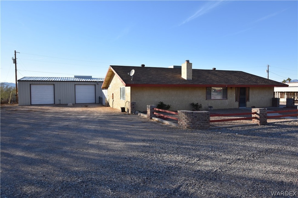 Front of property with a Huge Garage