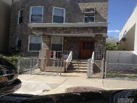 25-44 38th St, Long Island City, NY 11103 - photo 1
