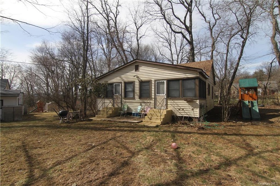 3171 Lexington Ave unit 11 A-B, Mohegan Lake, NY 10547 - photo 1