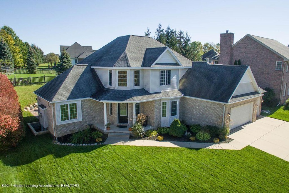 2202 Walmar Dr, Lansing, MI 48917 - photo 1