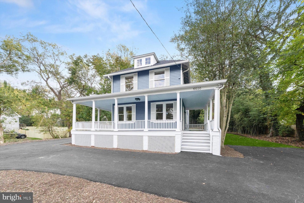 For Sale $1,195,000 • Co-Listing Agent