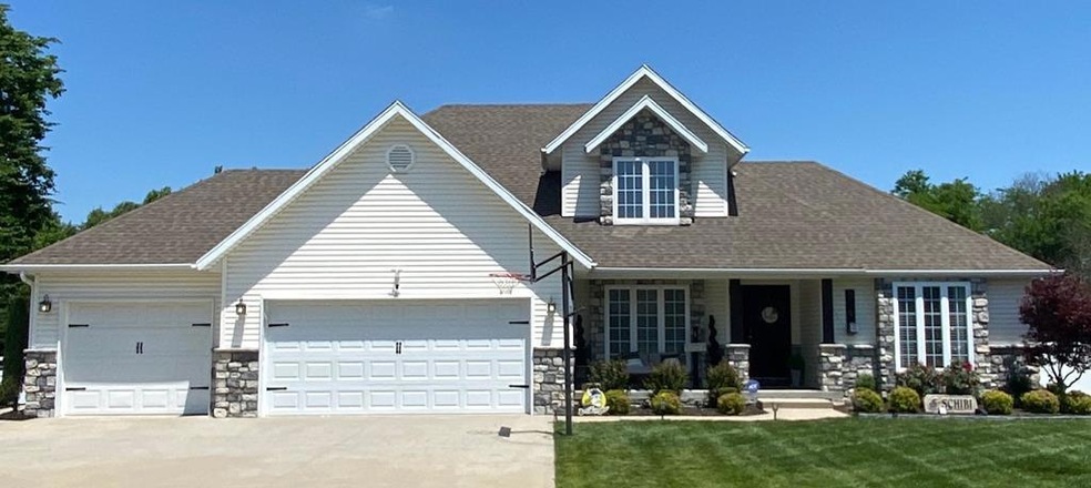 519 Maple Crest Dr, Parsons, KS 67357 - photo 1