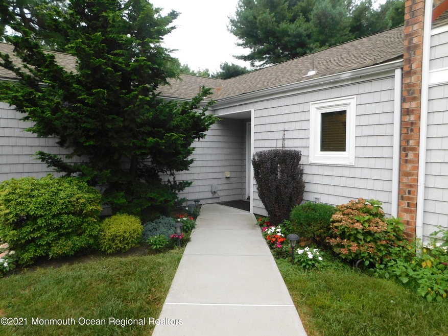 27 Locust Way, Spring Lake, NJ 07762 - photo 1