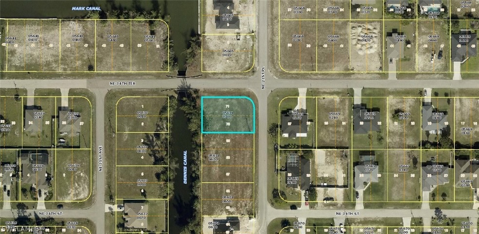 Great Oversized Corner Freshwater Canal Lot!