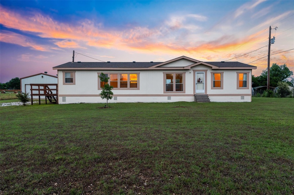 Your horses, goats and other pets are welcome here!