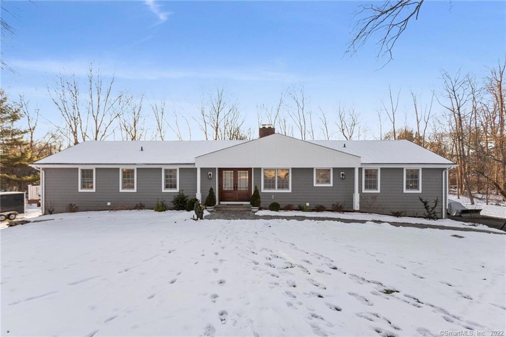 97 Davenport Ridge Ln, Stamford, CT 06903 - photo 1