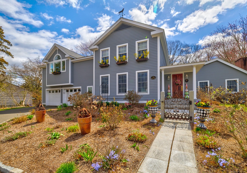 Welcome to 49 Damascus Road!