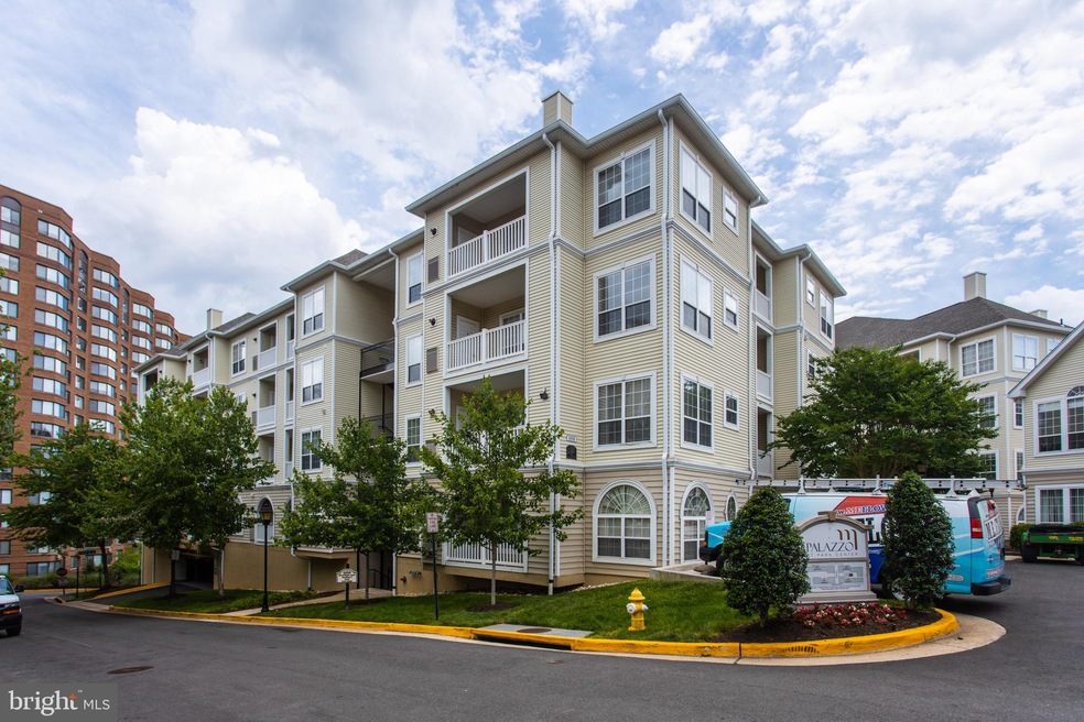 4550 Strutfield Ln unit 2216, Alexandria, VA 22311 - photo 1