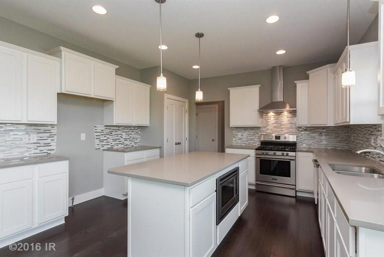 9437 Rushbrook Dr, Grimes, IA 50111 - photo 1