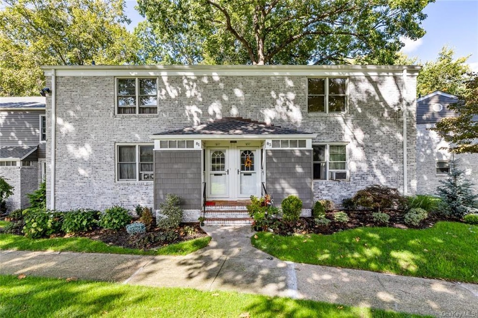 83 Glen Keith Rd unit L, Glen Cove, NY 11542 - photo 1