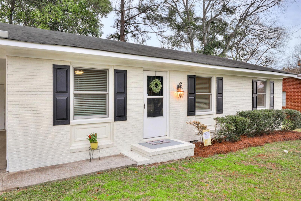 555 Gary Glen Dr, Martinez, GA 30907 - photo 1