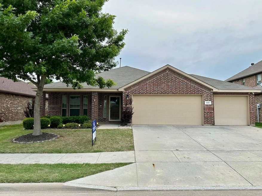 213 Orbit Dr, Lavon, TX 75166 - photo 1