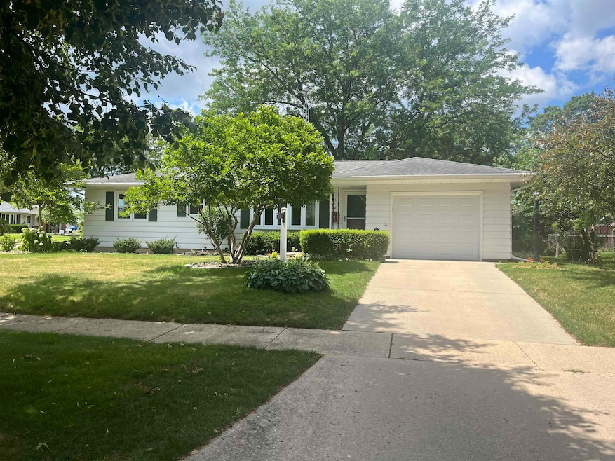 Sold $305,000