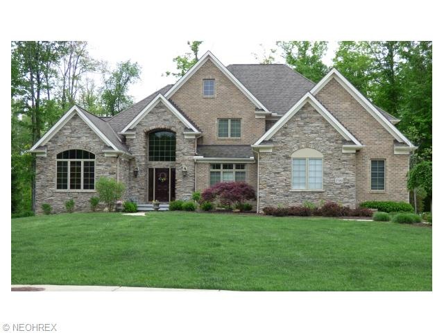Signature ll Stone and brick front transitional!  