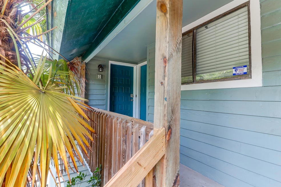 1120H Hidden Cove