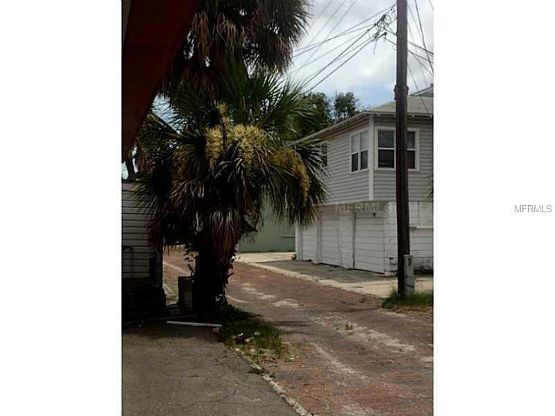 830 14th St N, Saint Petersburg, FL 33705 - photo 1