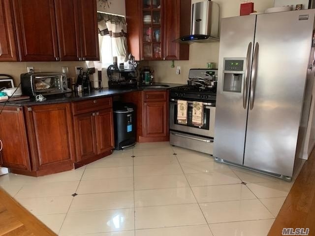 195-25 Woodhull Ave unit 2, Jamaica, NY 11423 - photo 1