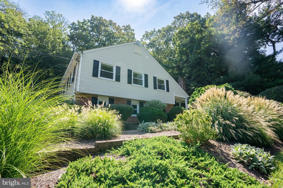 48 Gwen Ln, Devon, PA 19333 - photo 1