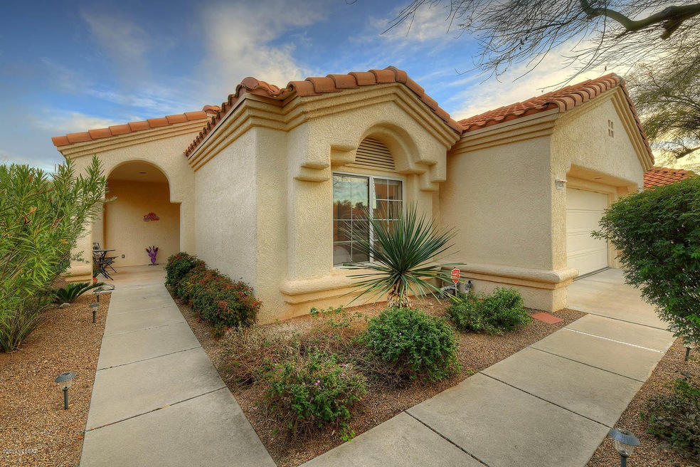 Welcome to 14276 N. Wisteria Way