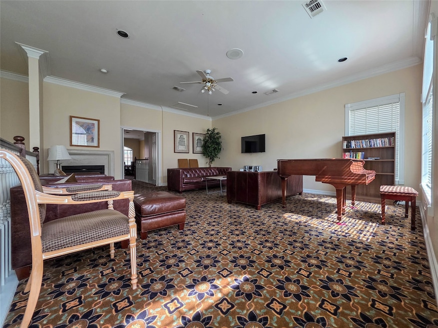 Charming clubhouse featuring a cozy seating area,