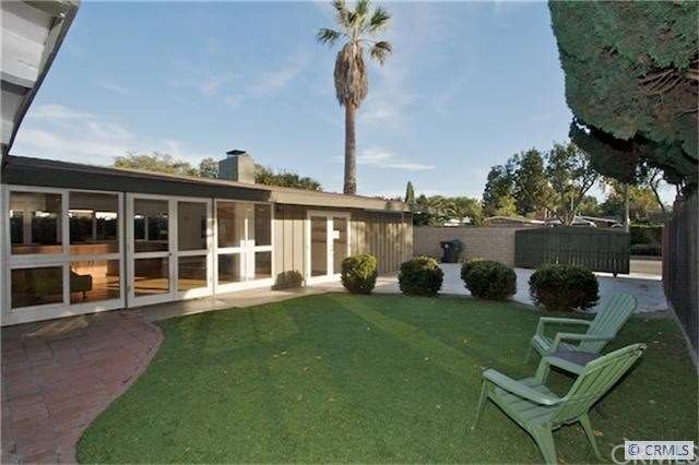 Private courtyard