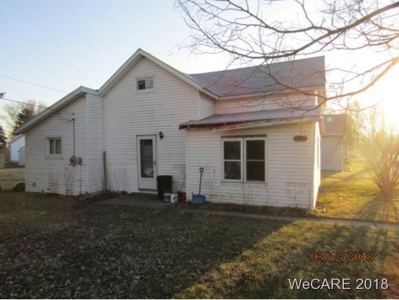 101 E Perry St, Waynesfield, OH 45896 - photo 1