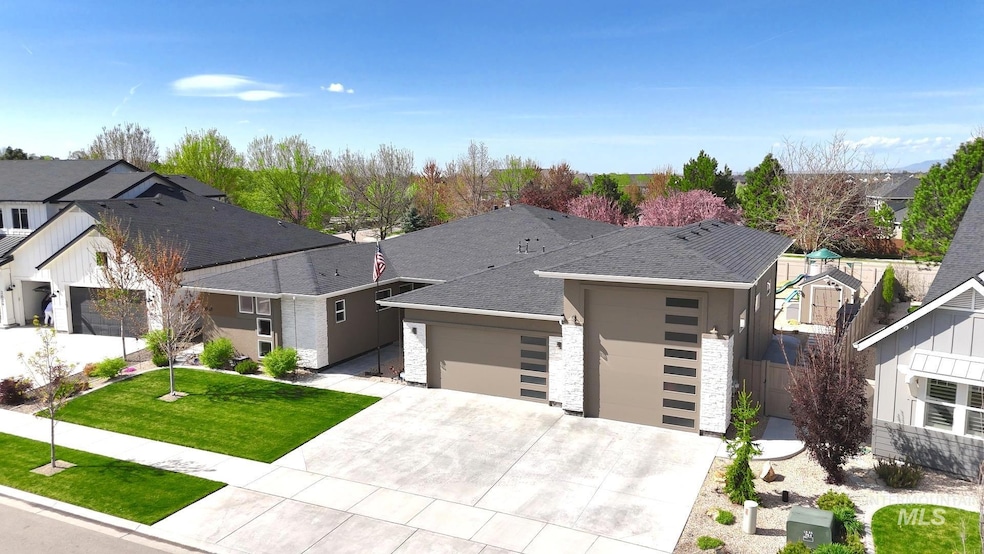 Sold • Co-Listing Agent