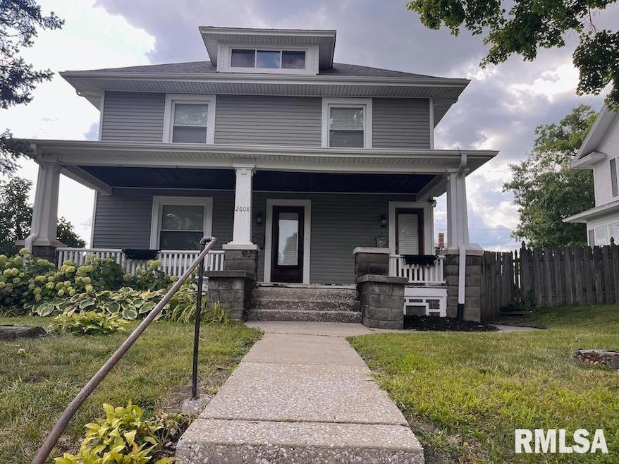 2608 Leclaire St, Davenport, IA 52803 - photo 1