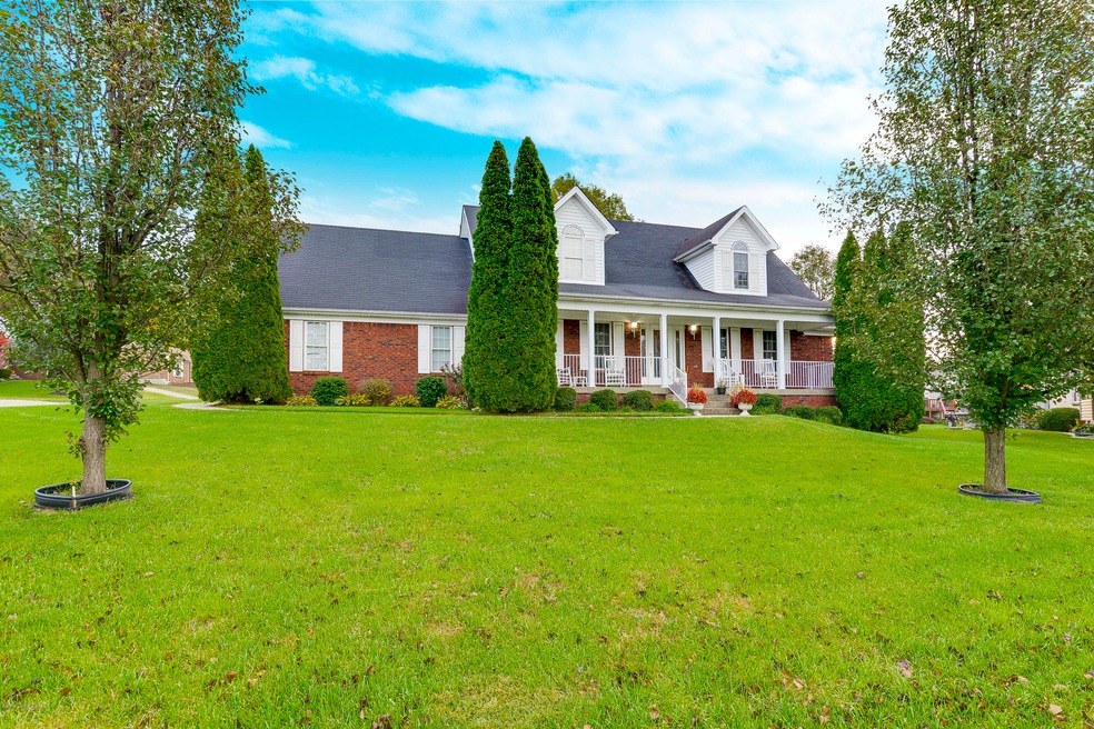 8705 Rambo Ct, Louisville, KY 40228 - photo 1