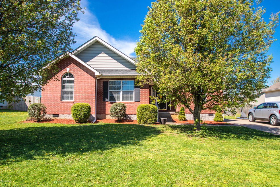 171 Farmview Dr, Mount Washington, KY 40047 - photo 1