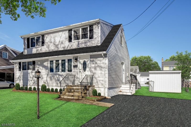 14 Lozrovich Place, Woodland Park, NJ 07424 - photo 1