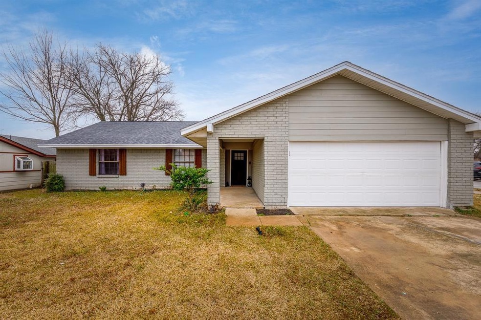 300 E Stone Rd, Wylie, TX 75098 - photo 1
