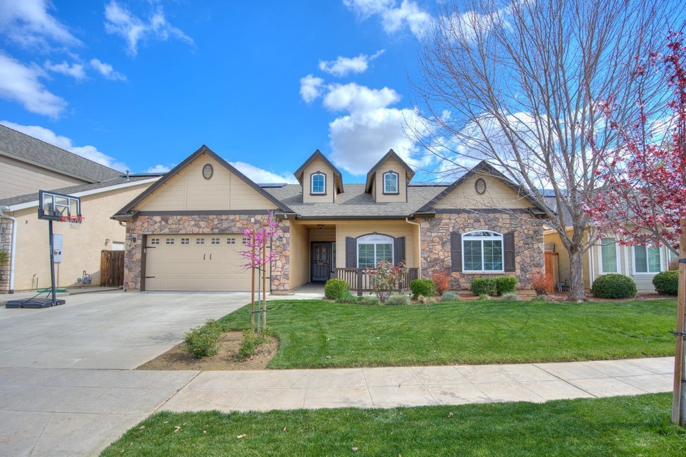 3212 N Arroyo Ave, Fresno, CA 93727 - photo 1