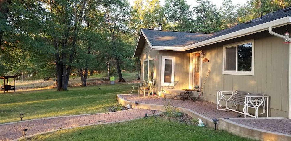 5511 S Kidder Loop Rd, Etna, CA 96027 - photo 1