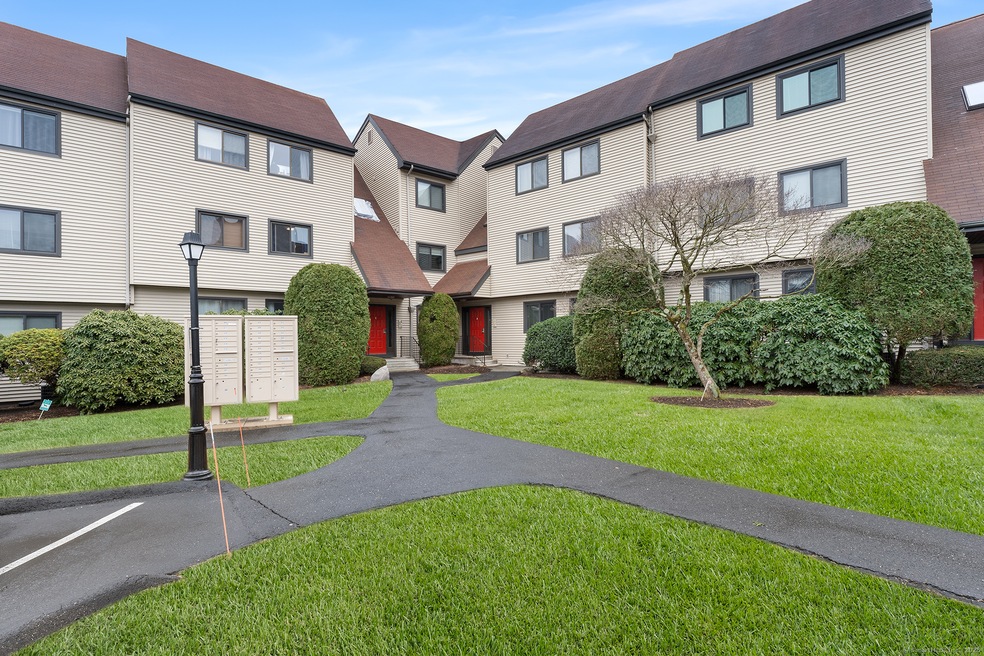 3 Seir Hill Rd unit D2, Norwalk, CT 06850 - photo 1