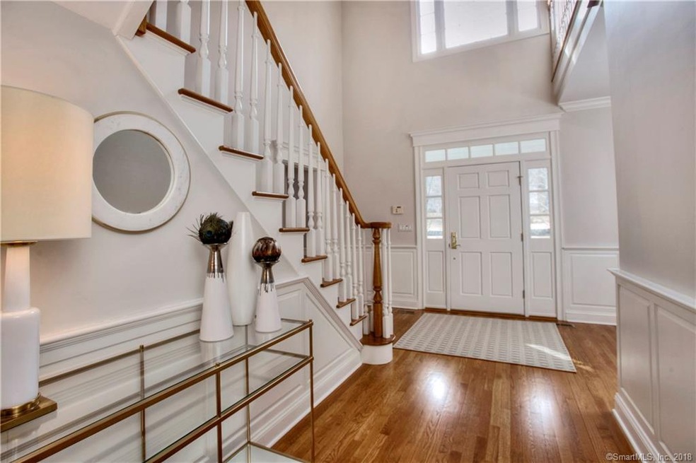 969 Valley Rd, New Canaan, CT 06840 - photo 1