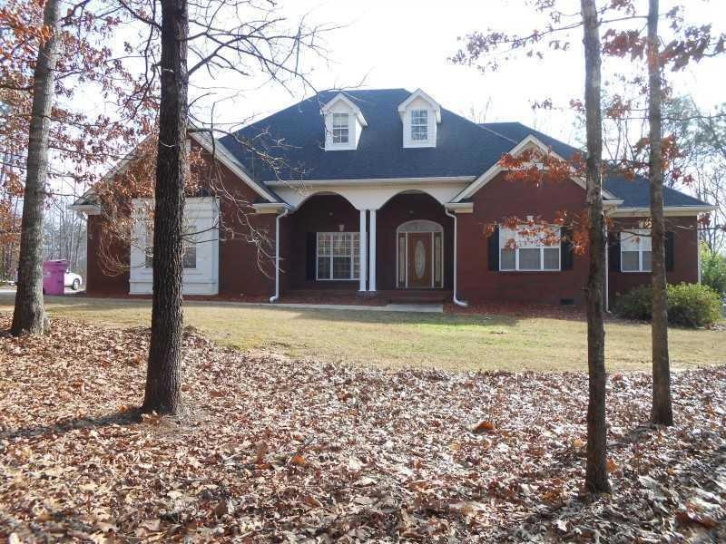 Exterior Front. Brick Front Ranch 3 Bedroom, 3 Bat