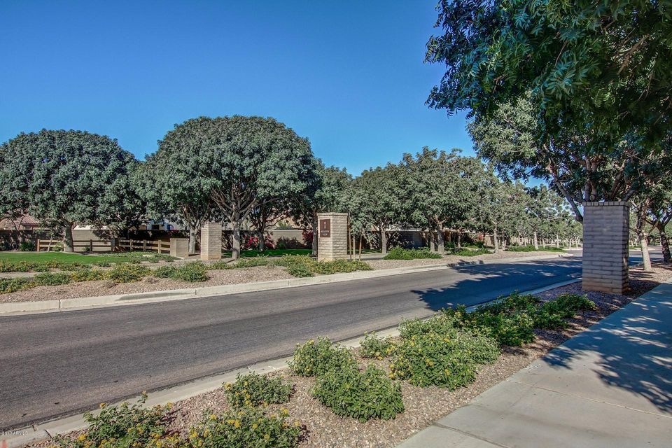 Welcoming Neighborhood Entry