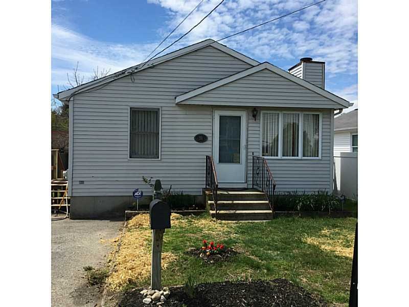34 Ophelia St, Providence, RI 02909 - photo 1
