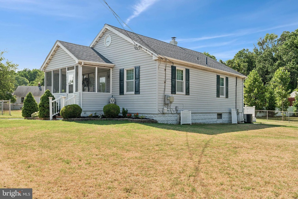 7310 Green Acres Dr, Glen Burnie, MD 21060 - photo 1