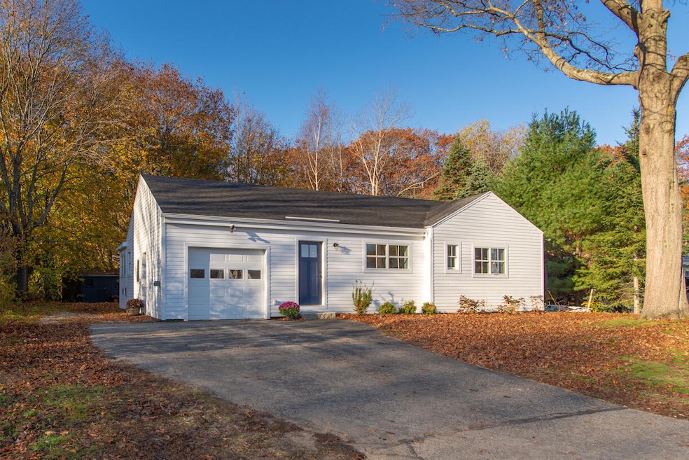 36 Sligo Rd, Yarmouth, ME 04096 - photo 1