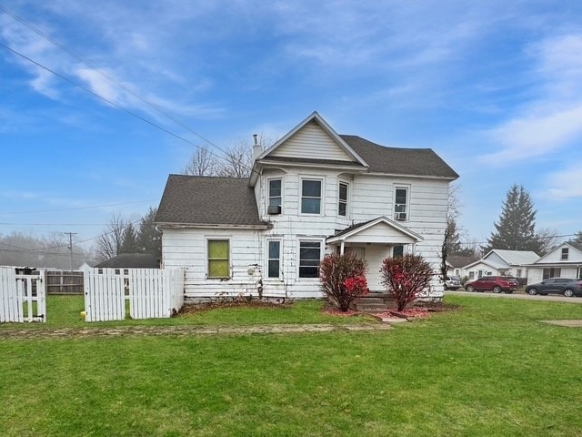 2301 Charleston Ave, Mattoon, IL 61938 - photo 1