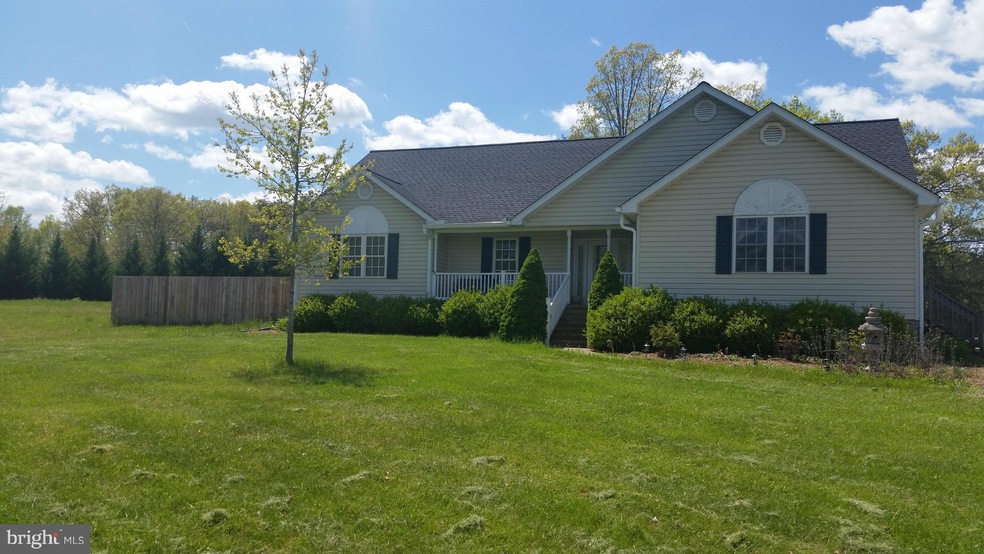 9170 Grasty Gold Mine Rd, Rhoadesville, VA 22542 - photo 1