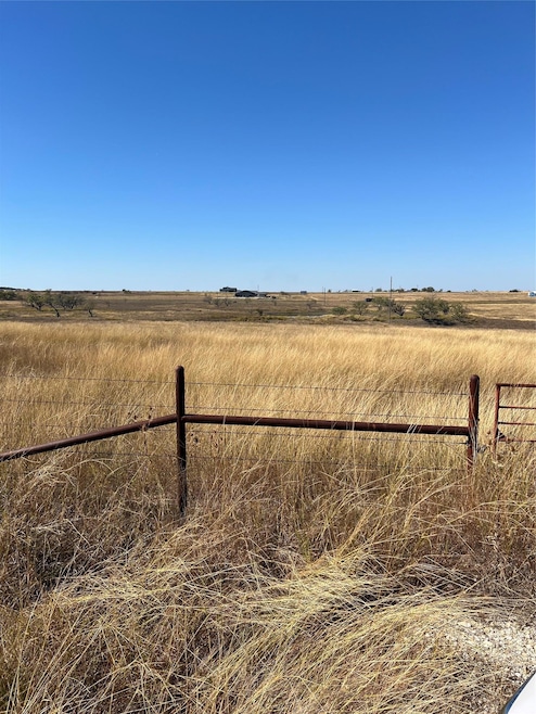 View of yard featuring a rural view